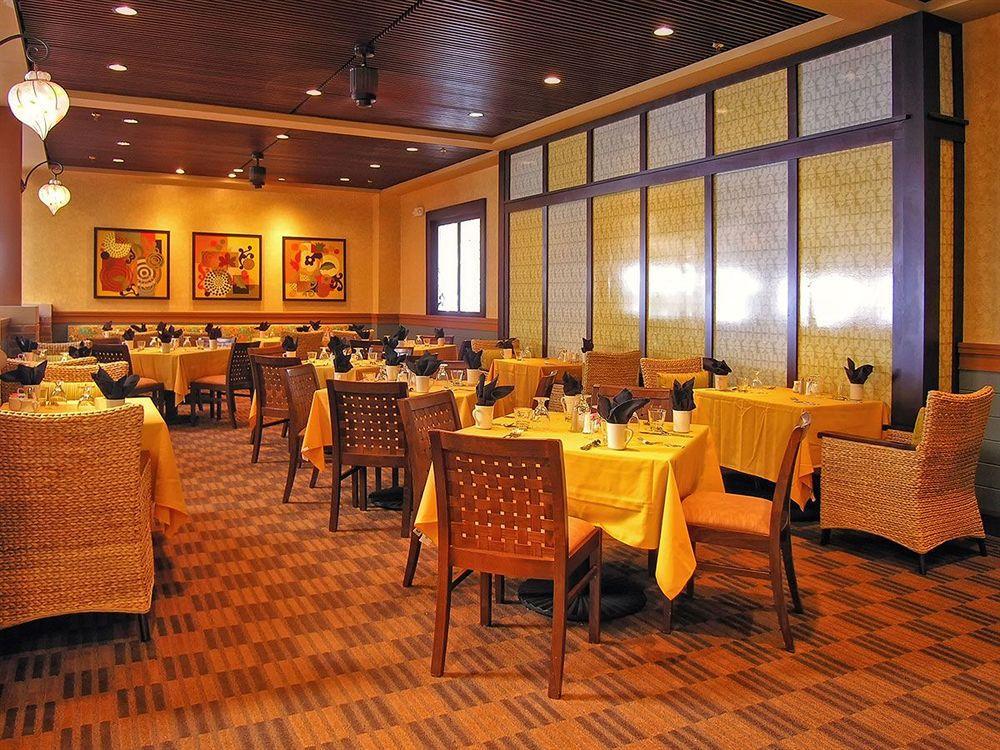 Pheasant Run Resort Сент-Чарльз Экстерьер фото