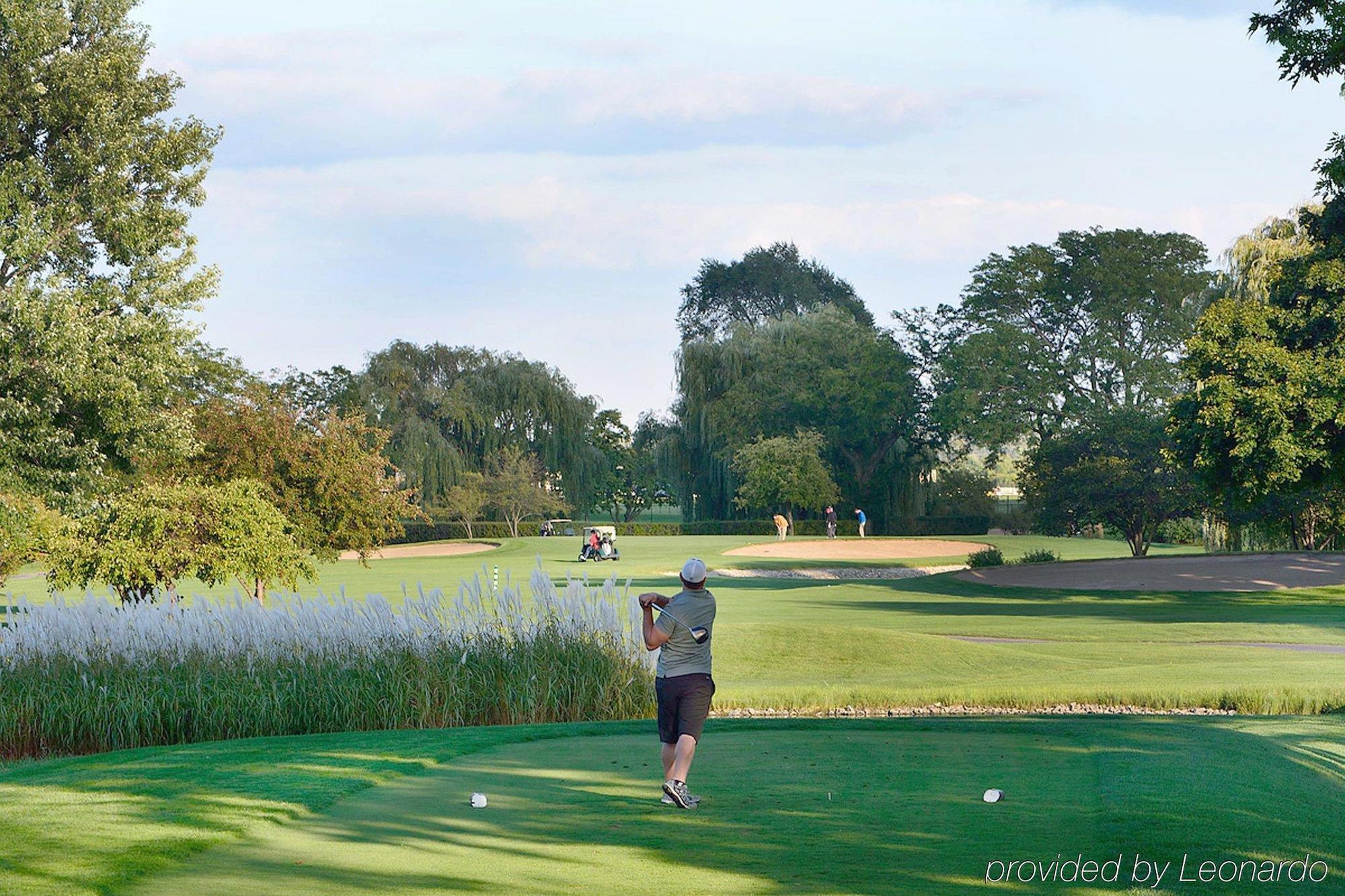 Pheasant Run Resort Сент-Чарльз Экстерьер фото