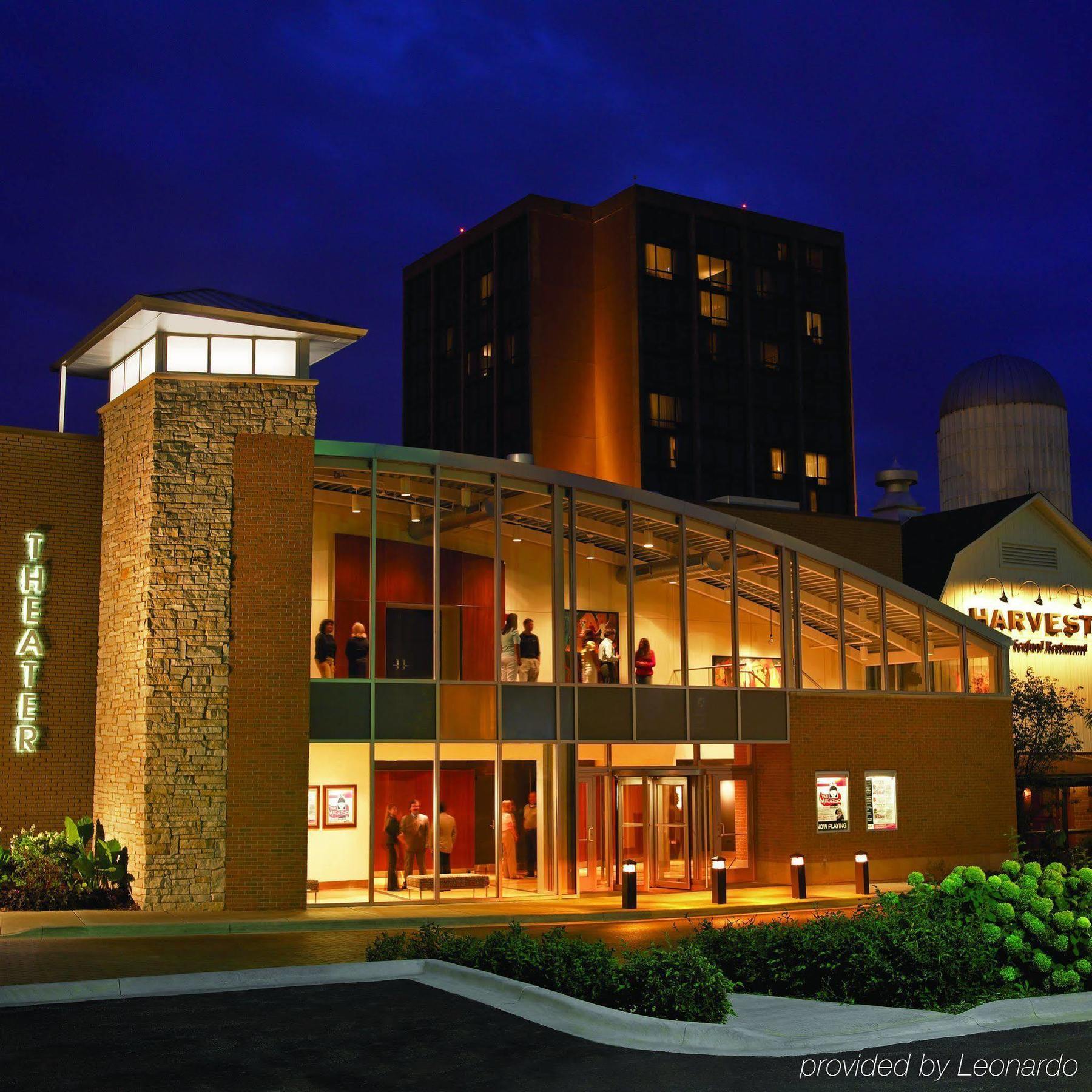 Pheasant Run Resort Сент-Чарльз Экстерьер фото